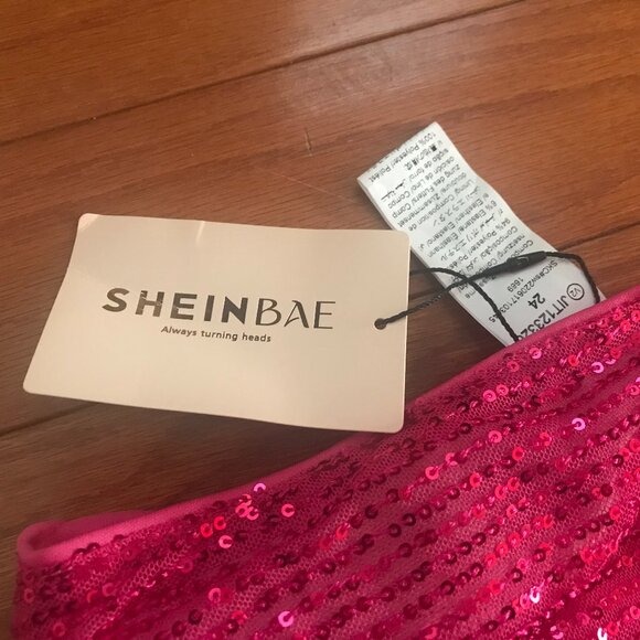 SHEIN BAE : NWT FUSHIA SEQUIN  STRAPLESS TUBE TOP SIZE S - Picture 4 of 4